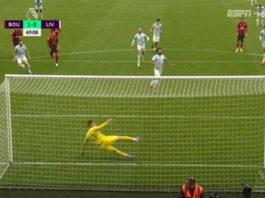 Momenti kur Salah humb penalltinë ndaj Bournemouthit