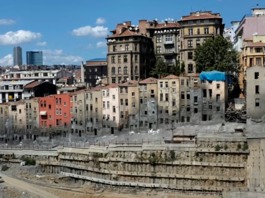Frikë rreth sigurisë së ndërtesave në Stamboll pas tërmeteve
