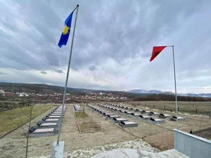 Haradinaj kujton martirët e Celinës, Fortesës dhe Brestocit: I kujtojmë me dhimbje dhe krenari
