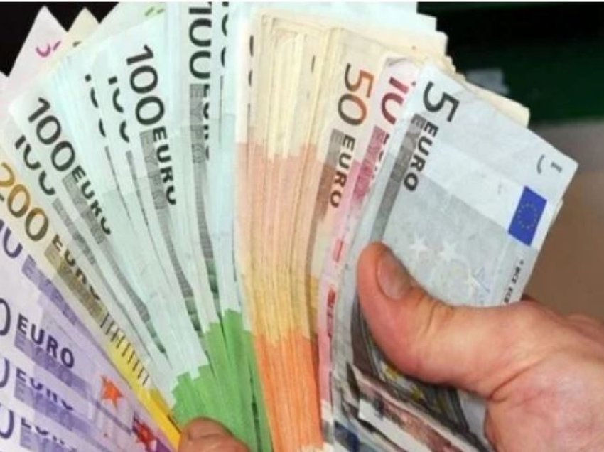 Kjo është shuma e parave që diaspora dërgoi në Kosovë vitin e kaluar