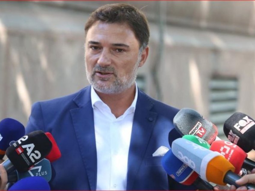 PD e Alibeajt kandidon në 20 bashki/ Në Tiranë kandidon Roland Bejko përballë Këlliçit e Veliajt