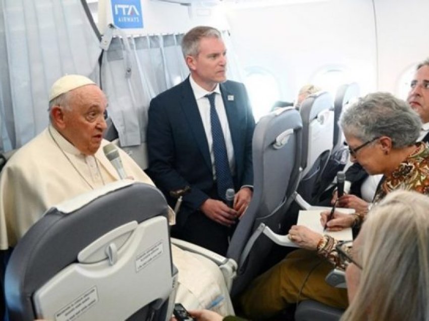 Përfundoi i shtruar në spital, Papa Françesku zbulon detaje nga sëmundja e tij