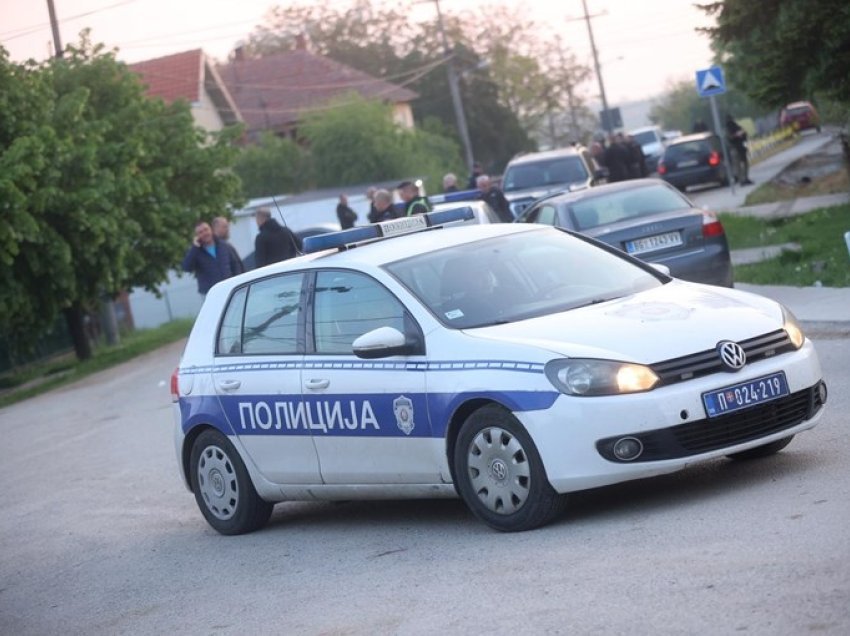 Arrestohet 17 vjeçari në Nish të Serbisë, kërcënoi se do të vriste 30 persona