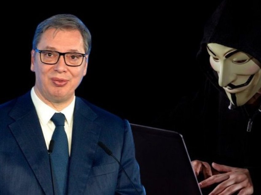Hakeri i maskuar i Anonymous Albania tregon si u sulmua faqja e Aleksandar Vuçiqit
