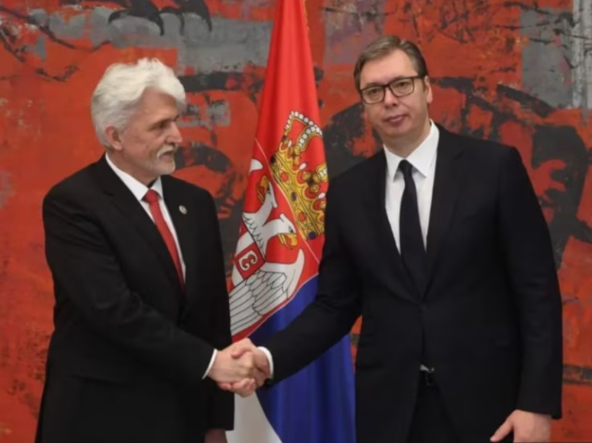 Kievi falënderon Serbinë për ndihmën humanitare, ‘armët kanë rëndësi’