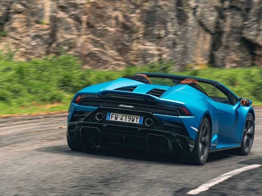 Lamborghini i thotë lamtumirë veturës së shpejtë