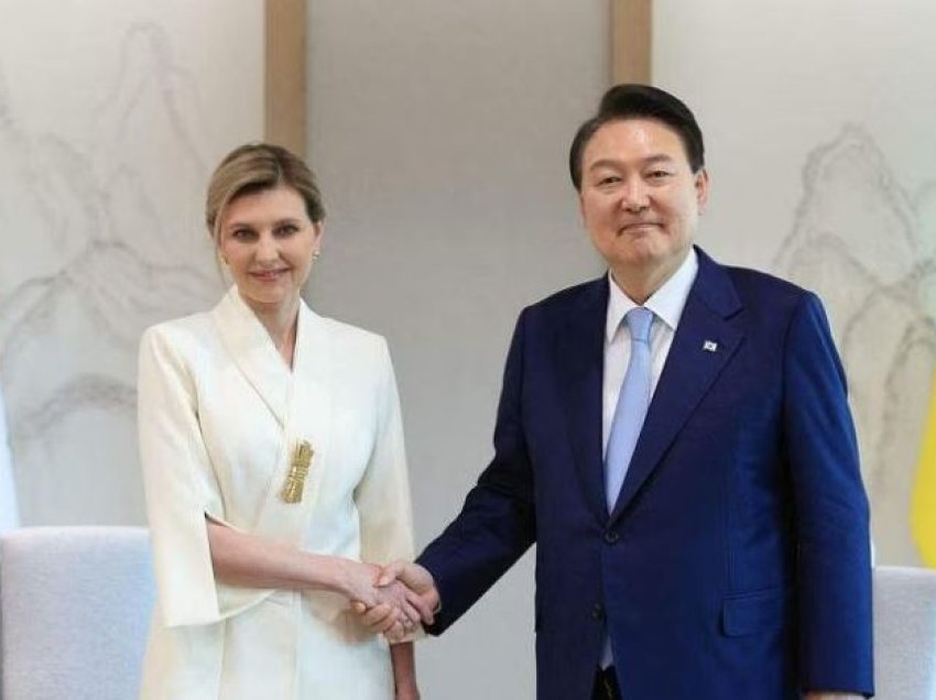 Zonja e parë e Ukrainës i kërkon Koresë së Jugut pajisje ushtarake jovdekjeprurëse