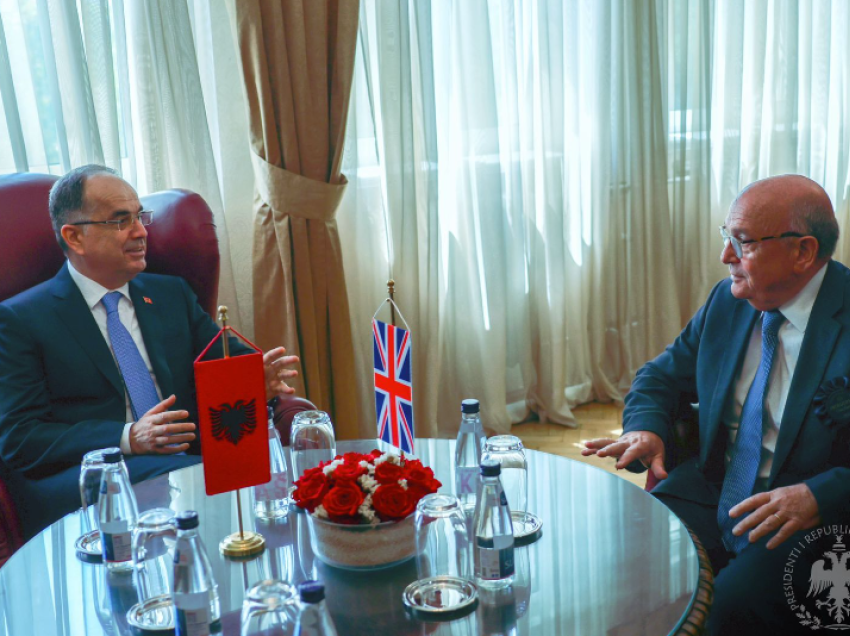 Presidenti Begaj takohet me të Dërguarin e Britanisë për Ballkanin Perëndimor, Lord Stuart Peach