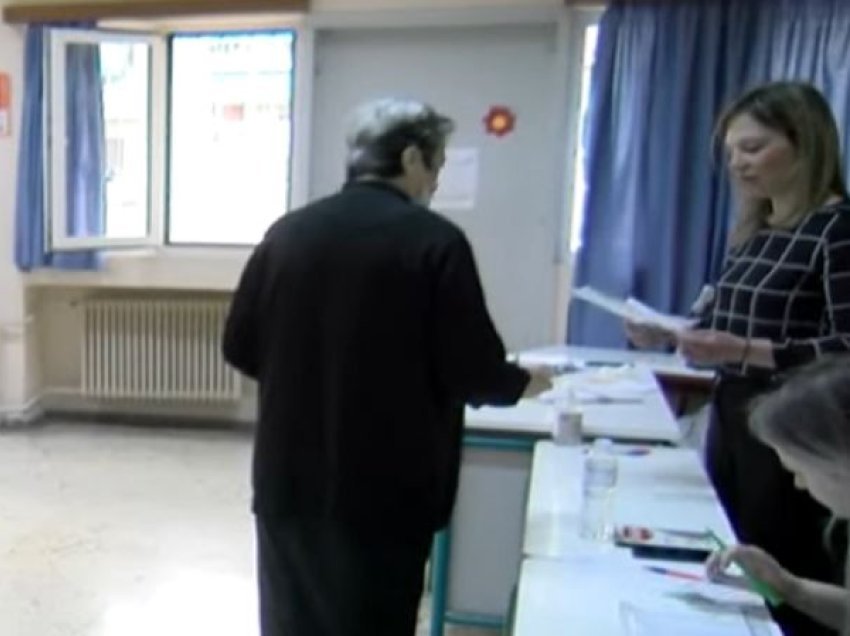 Zgjedhjet parlamentare në Greqi/ Ministria e Brendshme apel zgjedhësve të marrin pjesë në votime, pjesëmarrja 48.76%