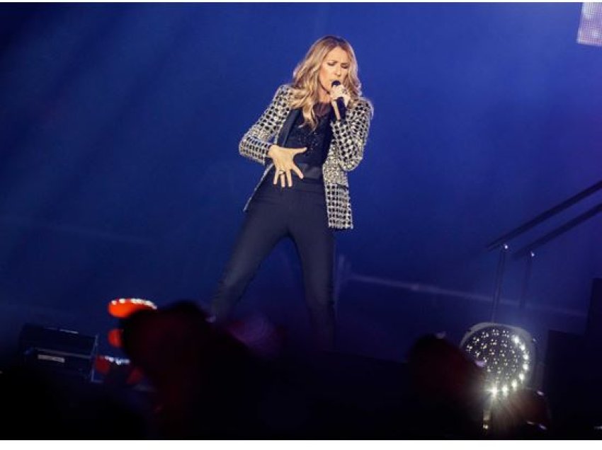 Celine Dion anuloi turneun evropian për shkak të sëmundjes 