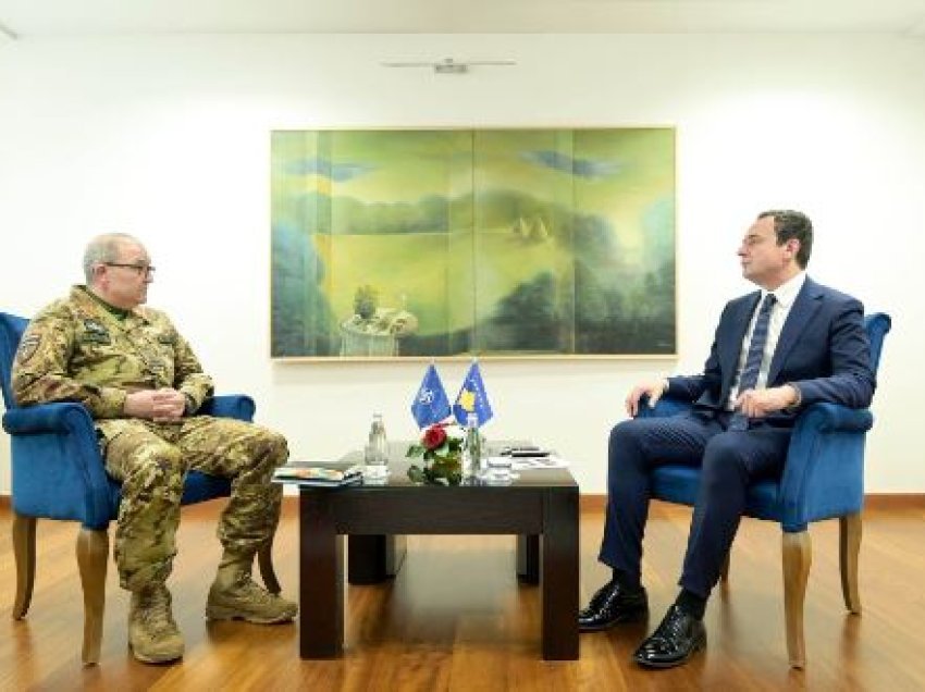 Kryeministria jep detaje për takimin e Kurtit me Komandantin e KFOR-it 