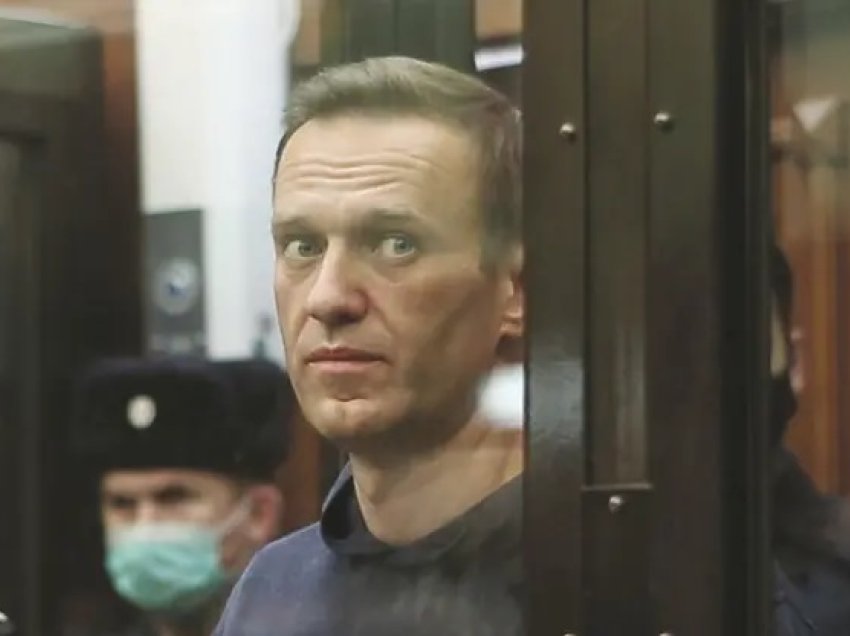 Aktakuzë e re ndaj kundërshtarit të Putinit – Navalny mund të dënohet me 30 vjet burg