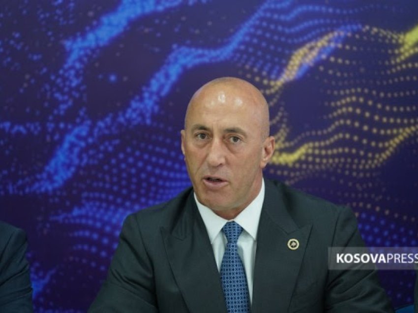 ​Dita e dëshmorëve dhe martirëve të Deçanit, Haradinaj: Ishte i pari në shumë procese