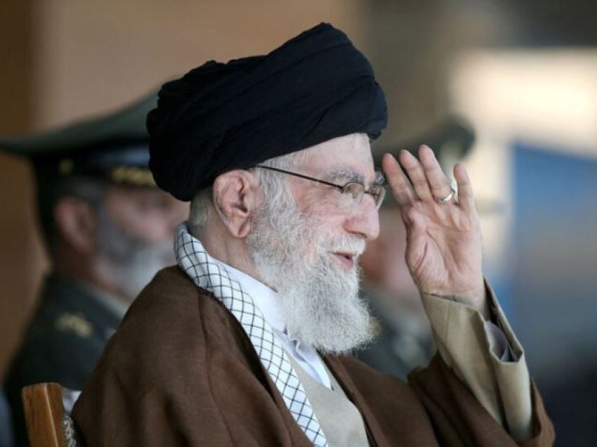 Udhëheqësi suprem i Iranit nxit shtetet myslimane të bojkotojnë Izraelin