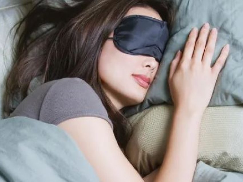 Pse gratë kanë më shumë probleme me gjumin sesa burrat