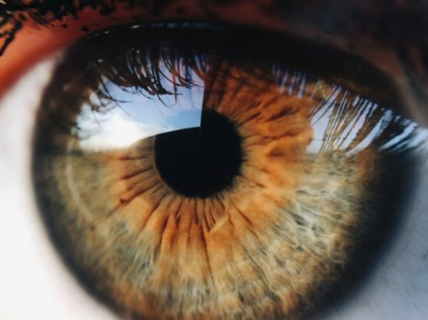 Disa mënyra të thjeshta si të kujdeseni për shëndetin e syve