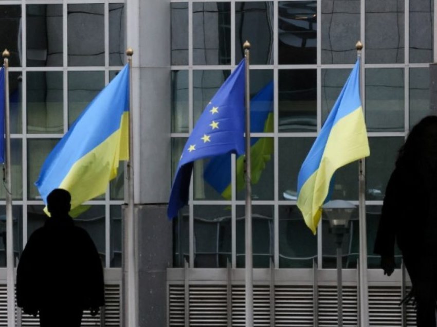 BE rekomandon nisjen e bisedimeve të anëtarësimit të Ukrainës kur “të plotësohen kushtet e jashtëzakonshme”
