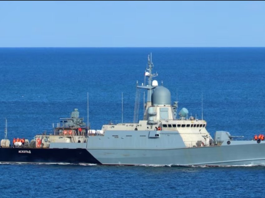 Ukraina thotë se ka dëmtuar anije ruse në Krime
