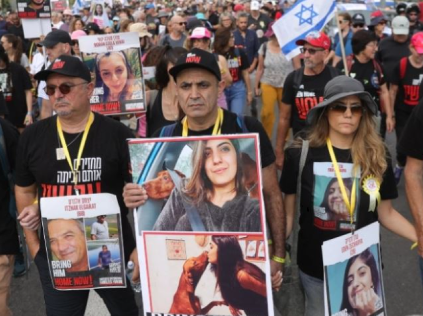 Nga Tel Aviv në Jeruzalem, të afërmit e pengjeve fillojnë marshimin