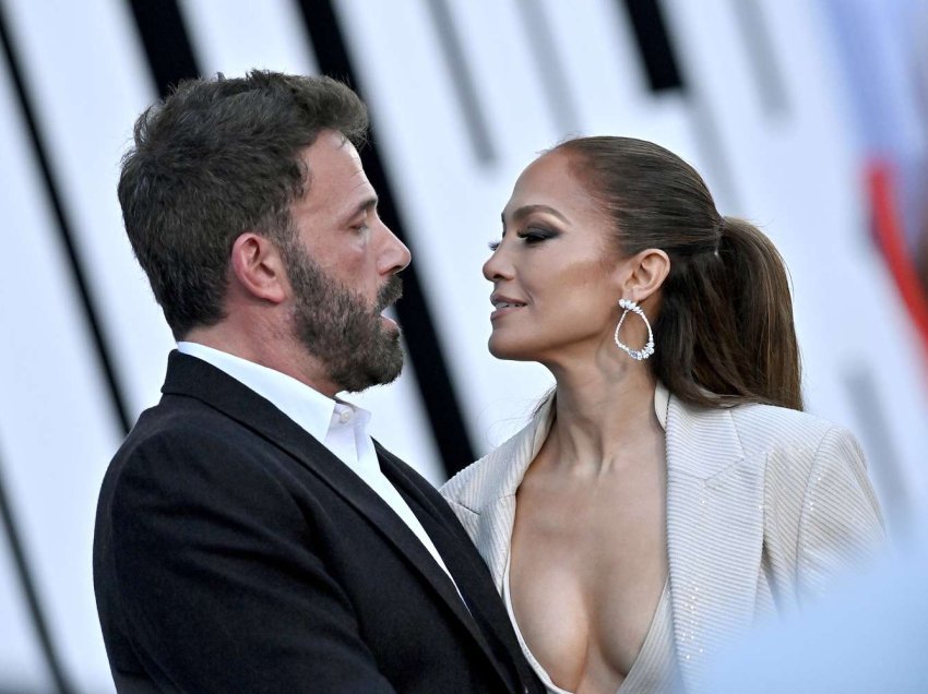 A ka lumturi mes Ben Affleck dhe Jennifer Lopez? Fansat kanë një përgjigje
