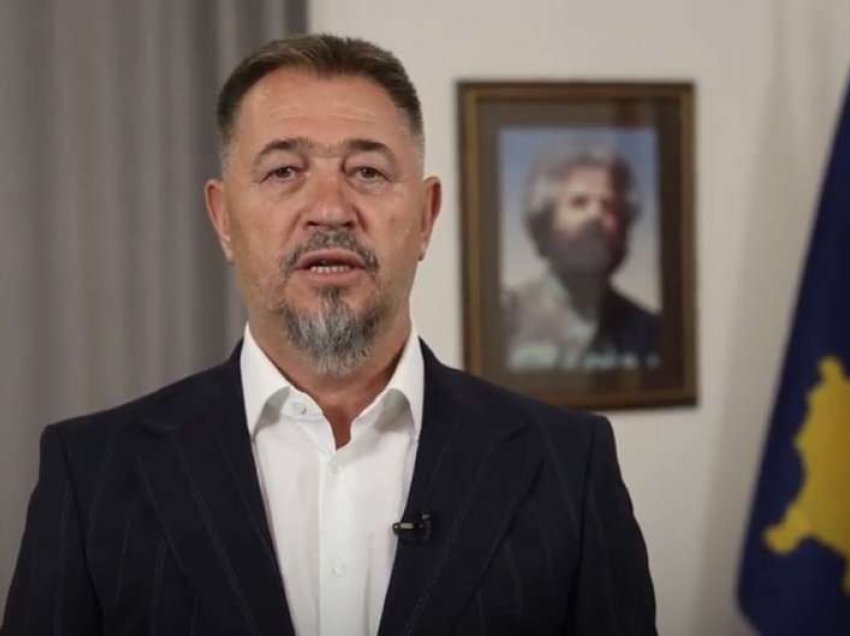 Lushtaku befason me deklaratën për takimin Kurti-Krasniqi, tregon a e përkrah kryetarin 