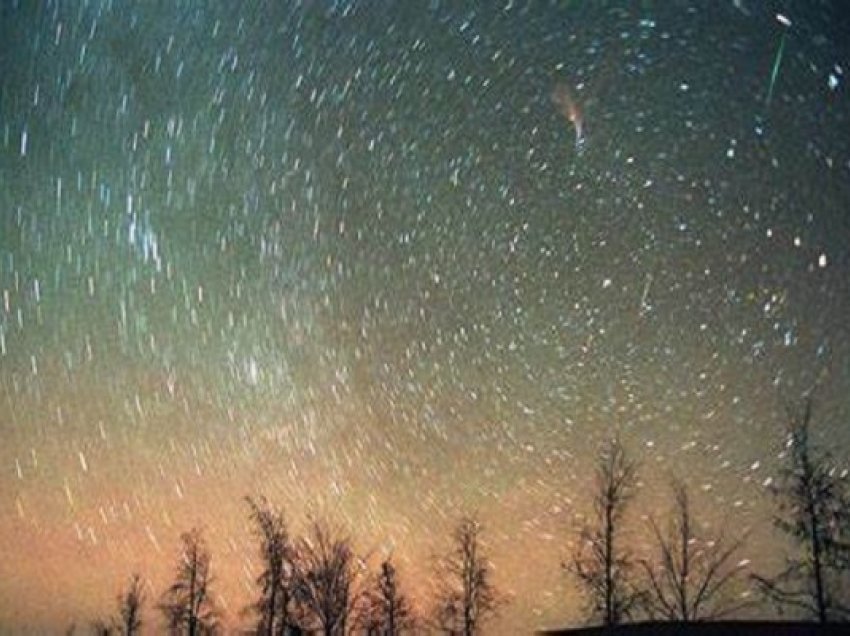 ​Shiu i meteorëve Leonid pritet të ndriçojë qiellin këtë fundjavë
