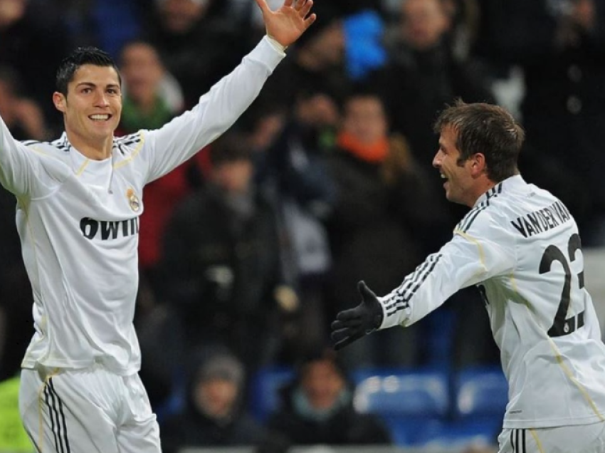 “Nuk e prisja kaq të mirë”, ish-mesfushori holandez: Ronaldo nuk kishte nivel në stërvitje