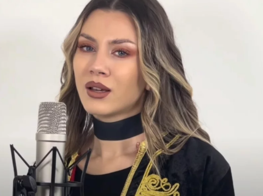 Këngëtarja rumune këndon këngën për Adem Jasharin: Zemra ime qan për vuajtjet që keni kaluar 