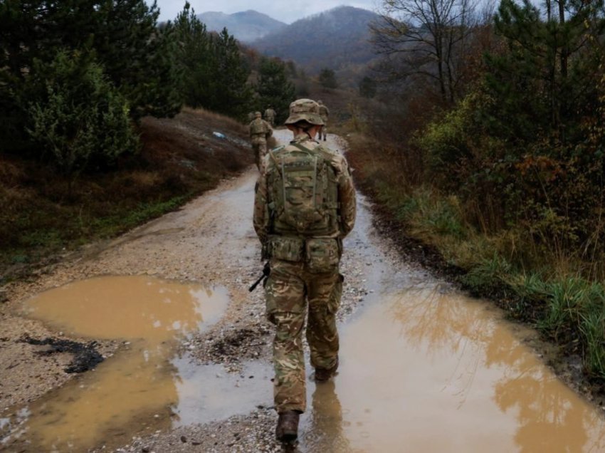 Pse u zgjodhën ushtarët e KFOR-it britanikë që ta ruajnë kufirin Kosovë-Serbi?