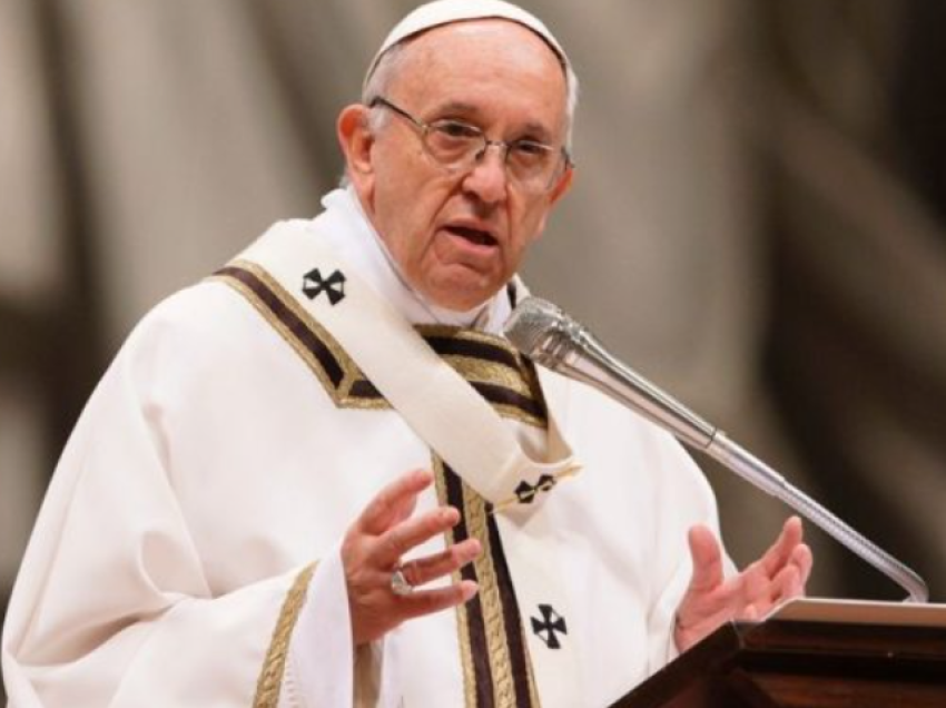 Anuloi vizitën në Dubai, Papa Françesku flet për gjendjen shëndetësore: Kam bronkit akut dhe infektiv