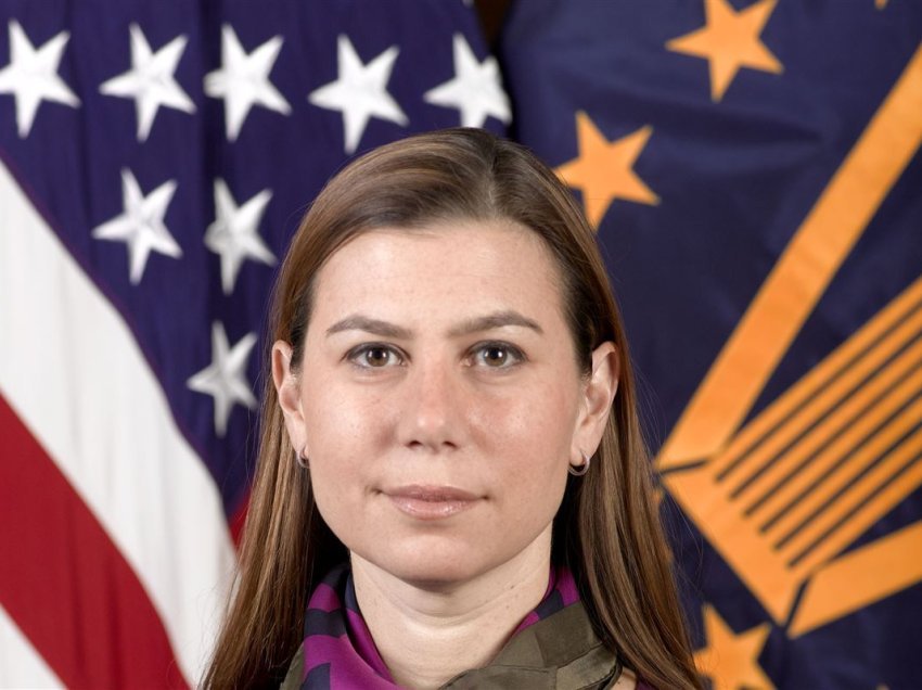 Kongresistja republikane: SHBA-ja dhe KFOR-i duhet t’i mbajnë përgjegjës sulmuesit që kërcënojnë sigurinë e Kosovës