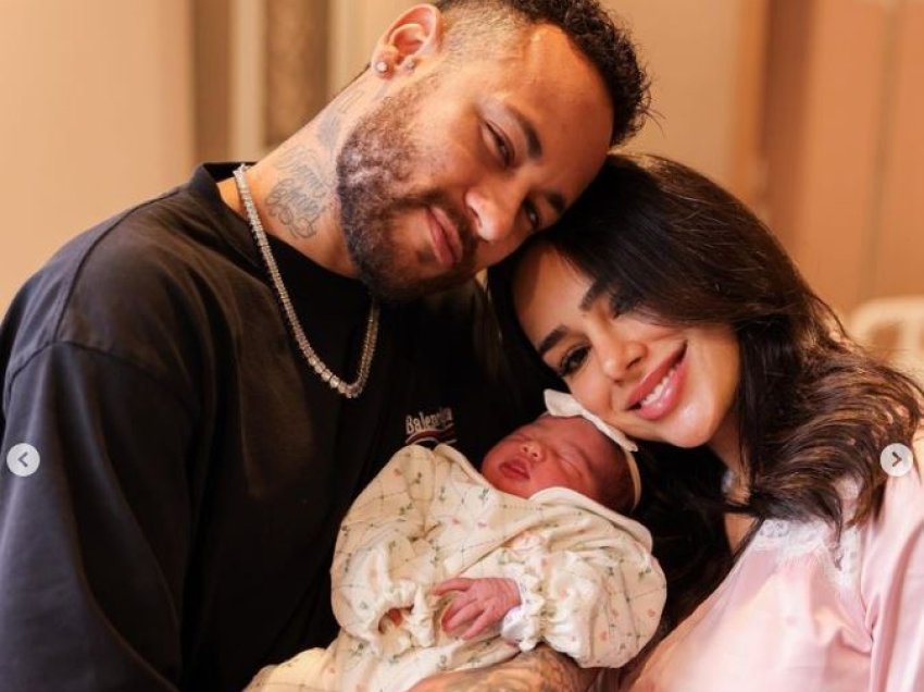 Neymar dhe e dashura e tij bëhen prindër të një vajze, zbulohet emri