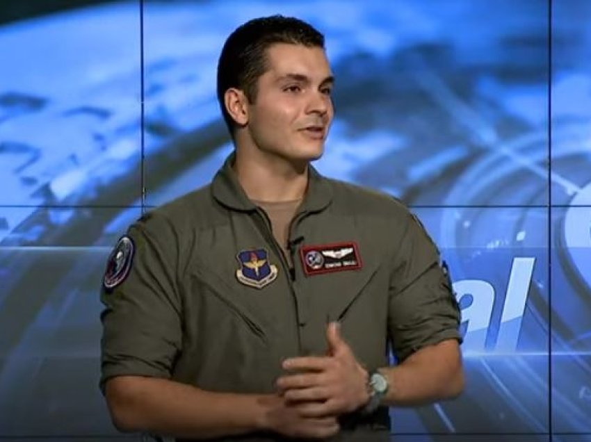 Piloti i parë shqiptar i forcave ajrore amerikane: Me krenari e mbajë uniformën
