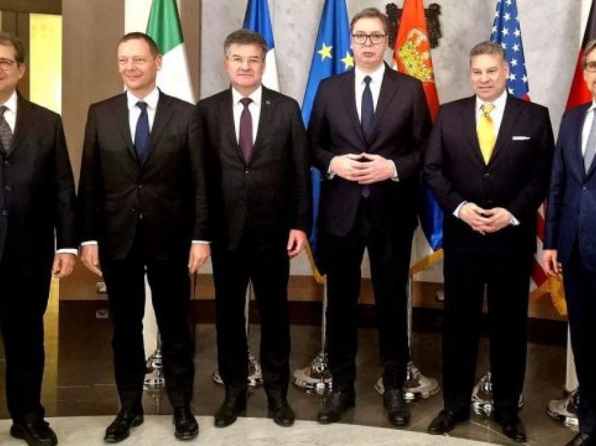 Pesë emisarë pritet të zbarkojnë në Serbi në fund të tetorit, Vuçiq: Presim ta shohim “pakon” që do ta sjellin