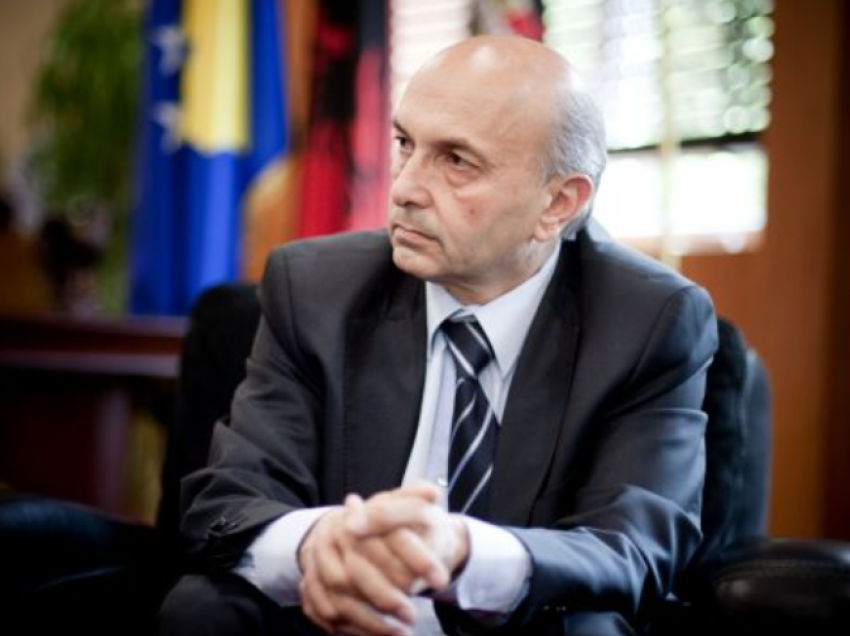 Mustafa i kërkon Qeverisë gatishmëri për dialog, alarmon se Serbia mund ta përdorë skenarin e Hamasit