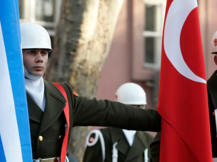 Turqia dhe Greqia i nisin bisedimet, pas shumë vitesh tensione