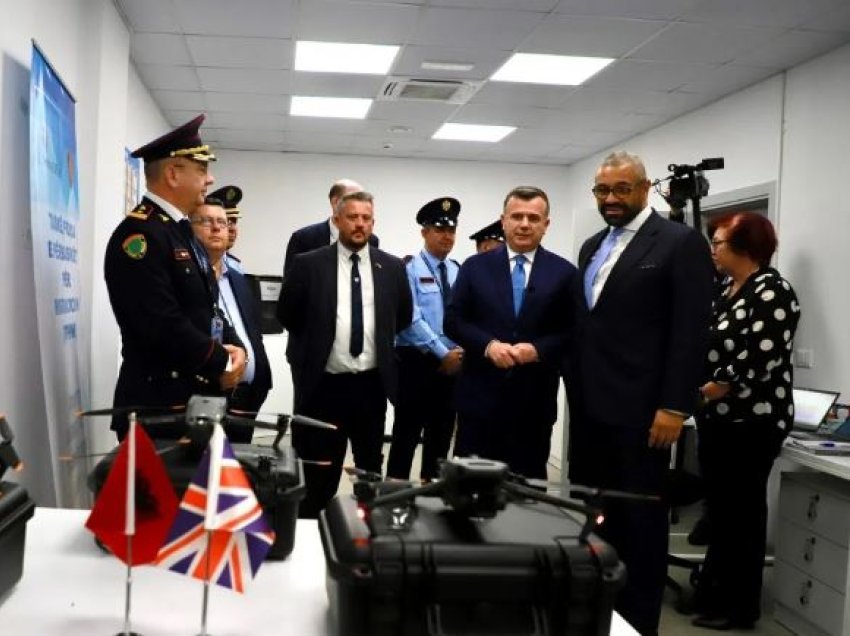 Britania e Madhe dhuron për Shqipërinë dronë për të kontrolluar kufirin tokësor e detar