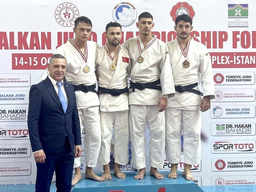 Edi Sherifovski fitoi medaljen e argjendtë në garat ballkanike në Turqi 