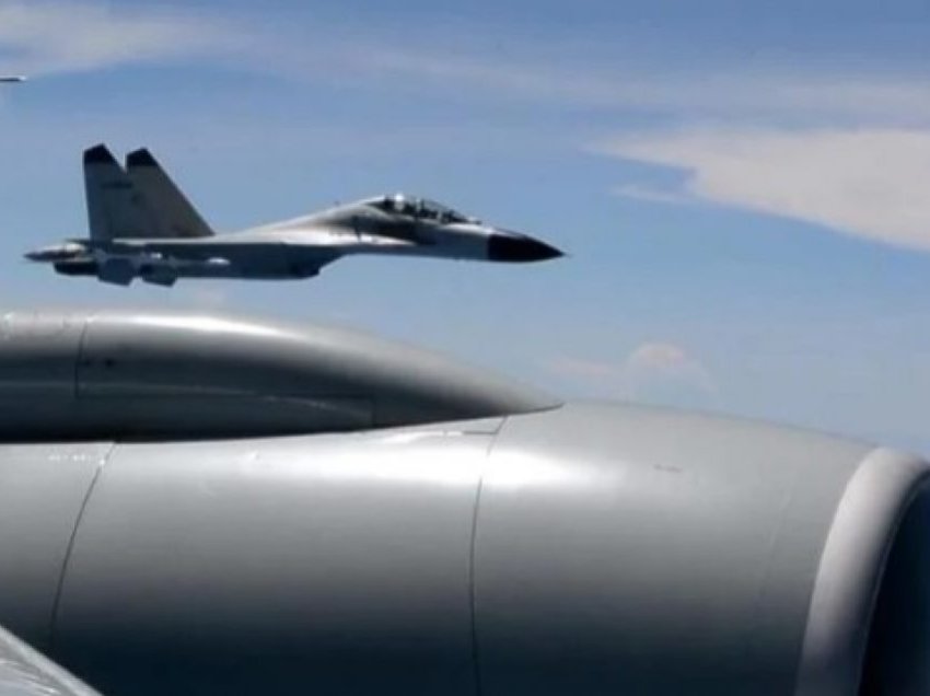 Pentagoni publikon pamjet e interceptimit të aeroplanëve kinezë, thonë se deri në gjashtë metra afrohen