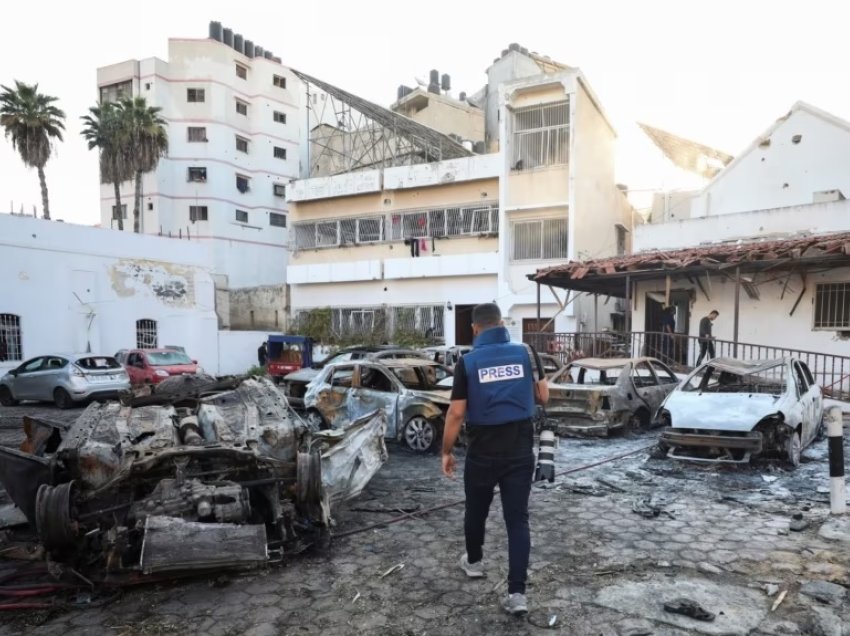 Britania: Shpërthimi në spital me gjasë u shkaktua nga një raketë e lëshuar nga Gaza