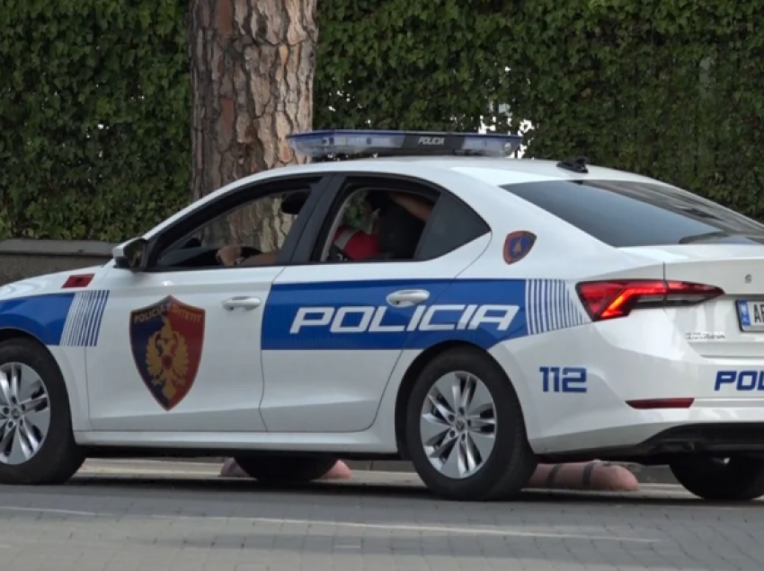 Goditi punonjësin e policisë, arrestohet 29-vjeçari në Tiranë