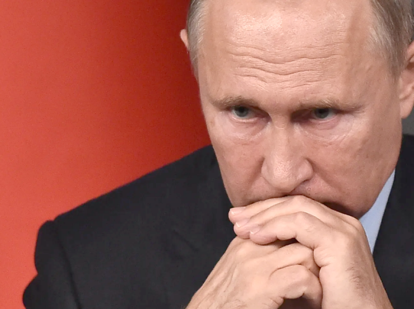 Putin mund të ketë vdekur, teori të frikshme qarkullojnë në Kremlin, mediat zbardhin detaje, ja çfarë i bënë trupit të presidentit