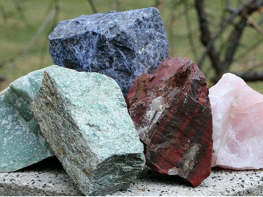Zbulohen dy minerale të reja në Finlandë
