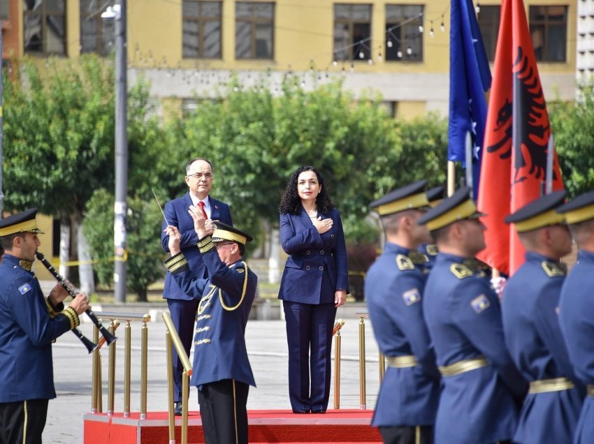 Vizita e presidentes Osmani në Shqipëri në momentin e duhur – ky veprim ka rëndësi të madhe për shqiptarët