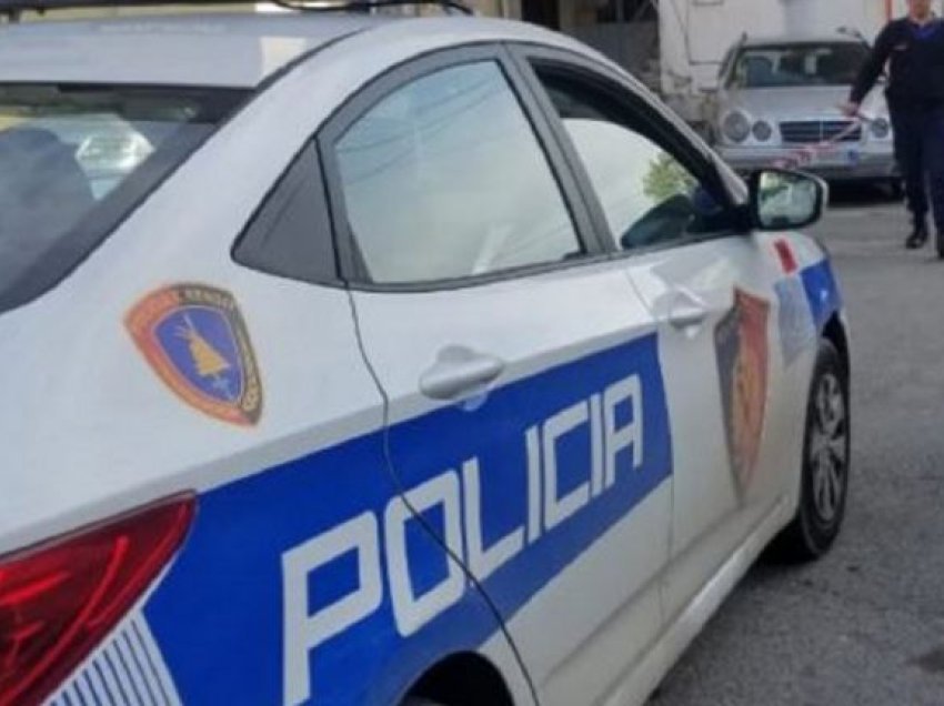 Fshehu në makinë një person të shpallur në kërkim dhe iu largua policisë, arrestohet sot 27-vjeçari shkodran
