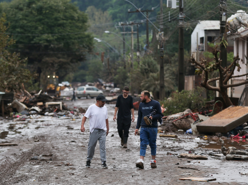 Stuhia vdekjeprurëse në Brazil, raportohet për 41 viktima dhe 46 të zhdukur