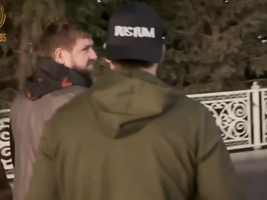 Kadyrov shfaqet në krah të familjarëve pas raportimeve se është në gjendje koma