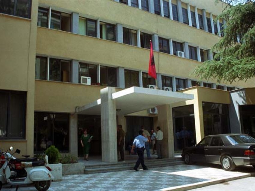 “Tempulli”/ Pas hekurave për drogë, nis në Gjykatën e Tiranës verifikimi i masës për 61 të arrestuar