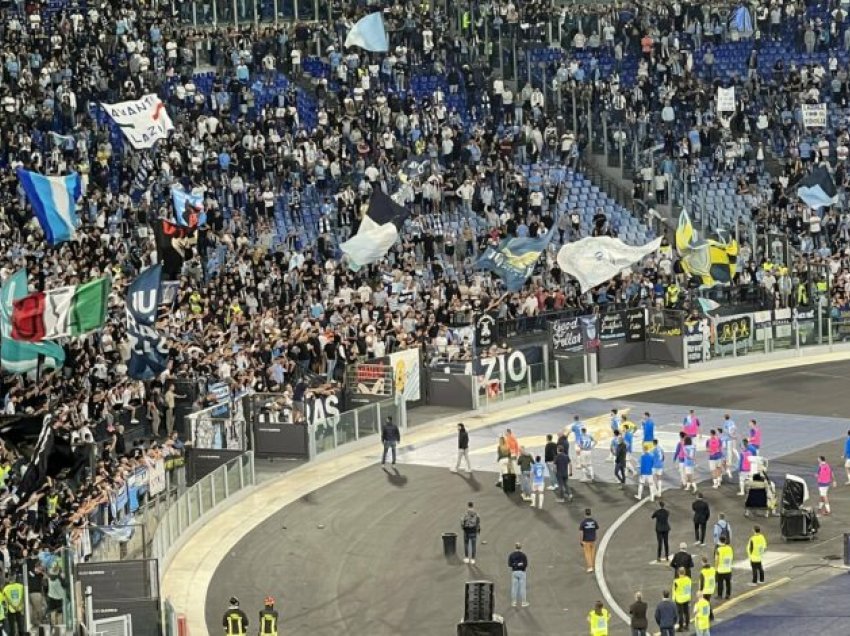 Tifozët e pakënaqur me fyerje të rënda ndaj futbollistëve të Lazios