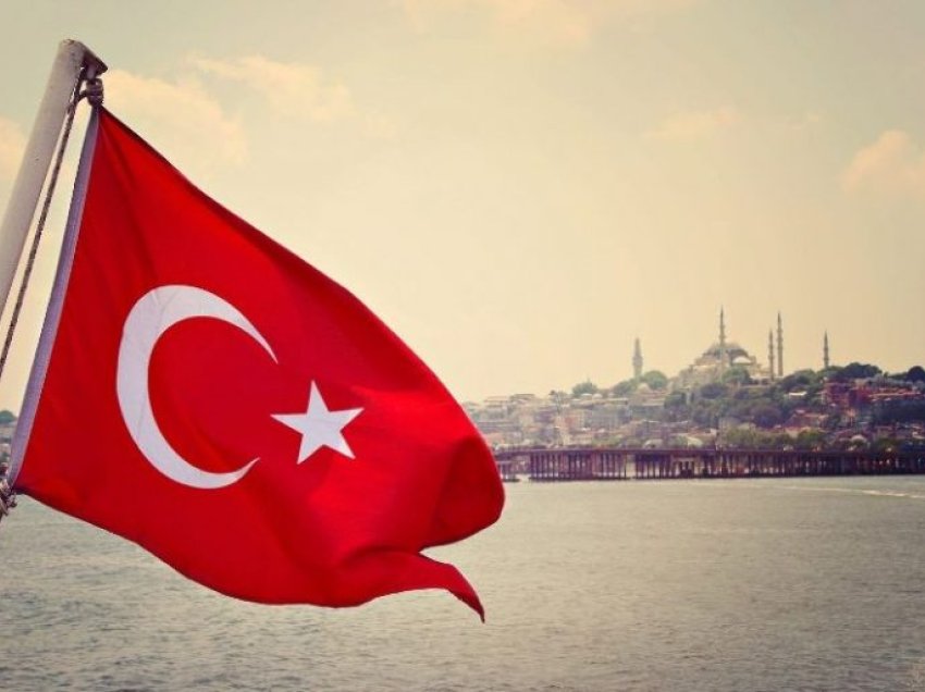 Turqia dënon sulmin në veri, bën thirrje për përmbajtje